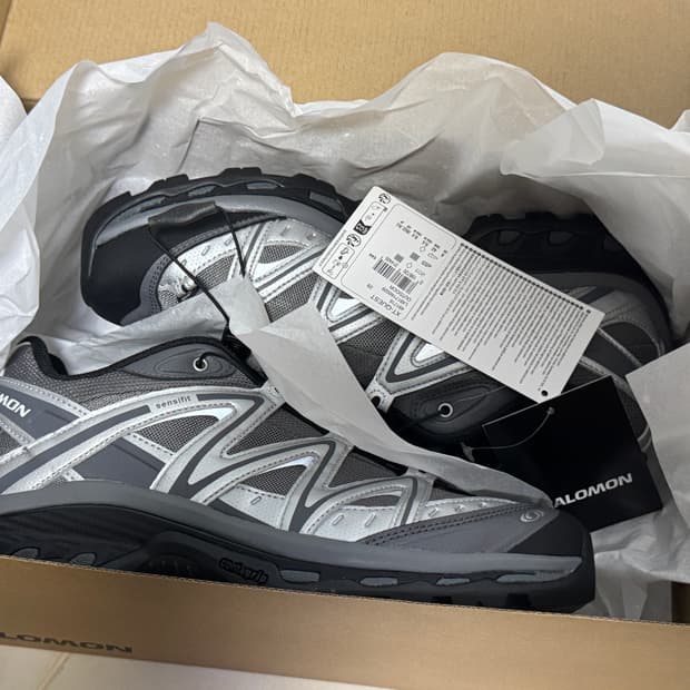 살로몬 XT-Quest 블랙실버 265 새상품