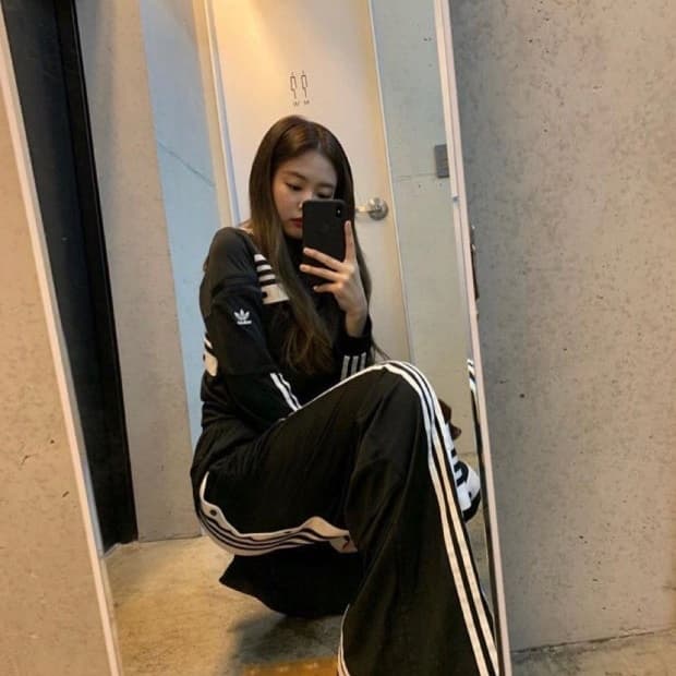 아디다스 다니엘카타리 제니 손나은 착용 삼선 배색 트랙팬츠 L