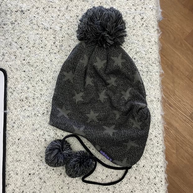 N121 아디다스 스타 별 방울 비니 귀도리