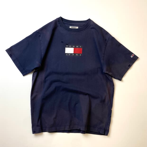 [S] Tommy Jeans 타미진스 페이디드 디스트레스드 티셔츠
