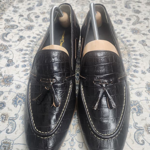 (새상품) 성수동 악어 가죽 태슬 로퍼 280mm