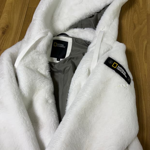 내셔널지오그래픽 부드러운 털 후리스 아이보리 S