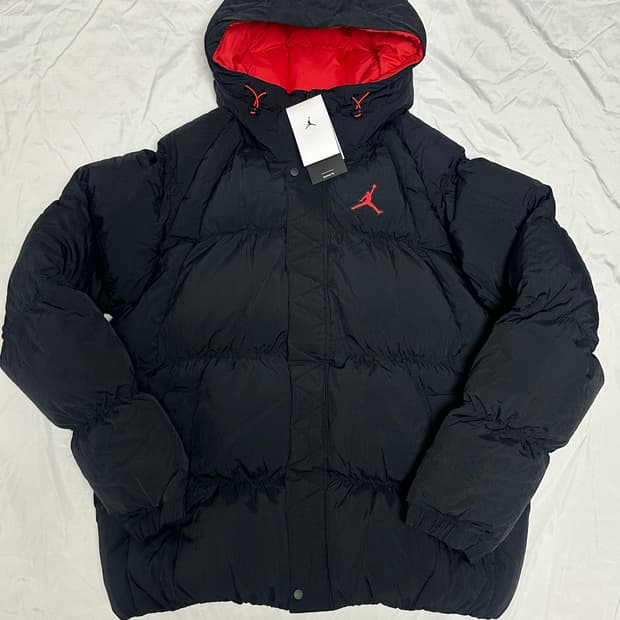 (L) 조던 에센셜 패딩 자켓 레드 블랙 새제품