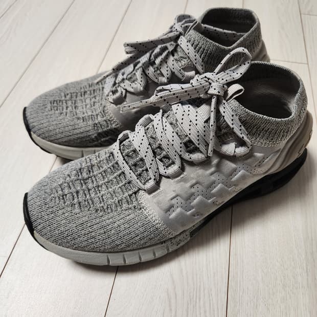 언더아머 러닝화UA 호버 팬텀 CT 3000004-116 운동화 사이즈2