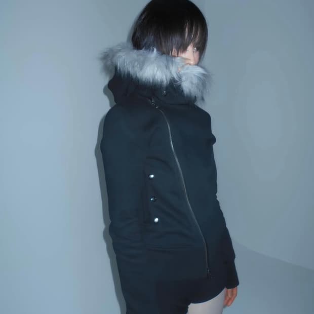 begbegbeg 후드집업