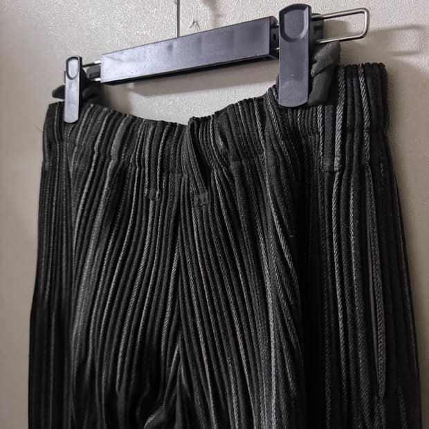 이세이미야케  옴므플리세 트위드 플리츠 팬츠 (32-33정도)
