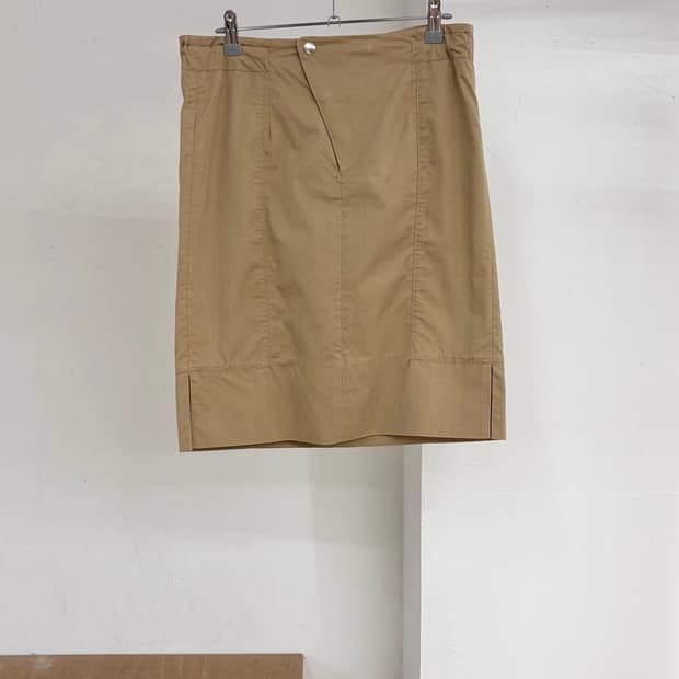 마르니 베이지 비대칭 랩 미디 스커트 