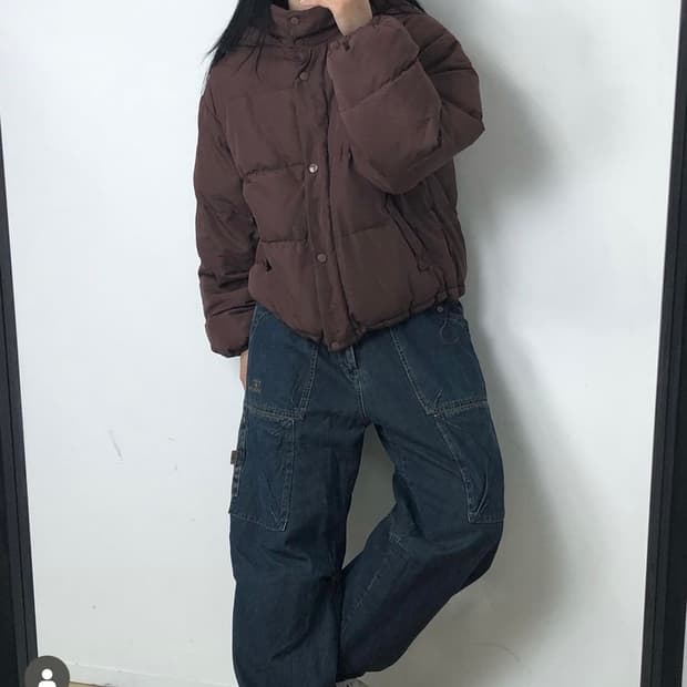 nice claup brown brick padding