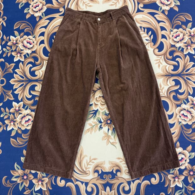 (L)꼼파뇨 스튜디오 와이드 코듀로이 팬츠(브라운)