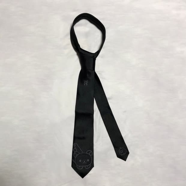리락쿠마 실크 넥타이 블랙