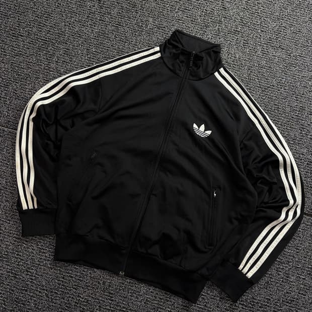 아디다스 파이어버드 올드스쿨 블랙 박시핏 트랙탑 져지 1644