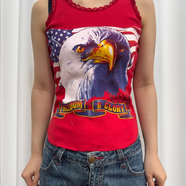 vence red printing sleeveless
