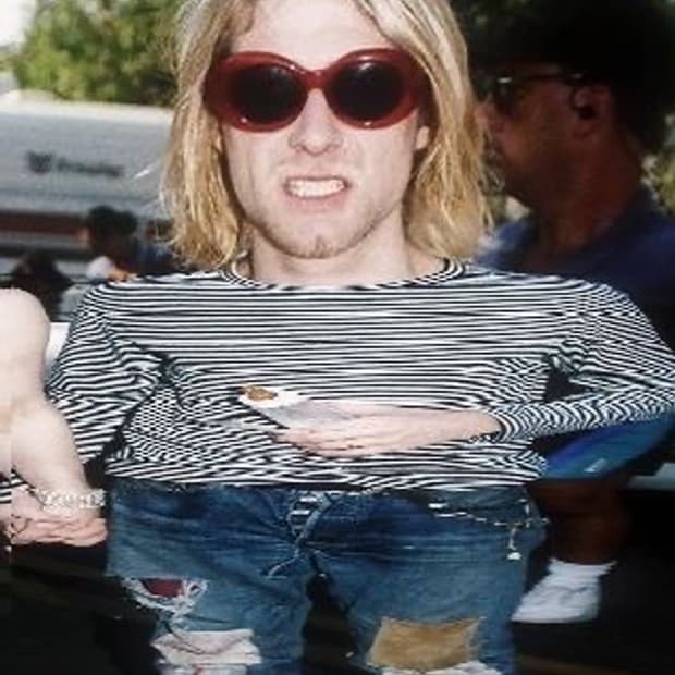 프라다 컬랩스 레더 270 구합니다