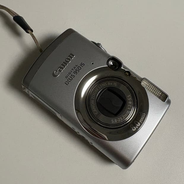 익서스 950is / 익시 810