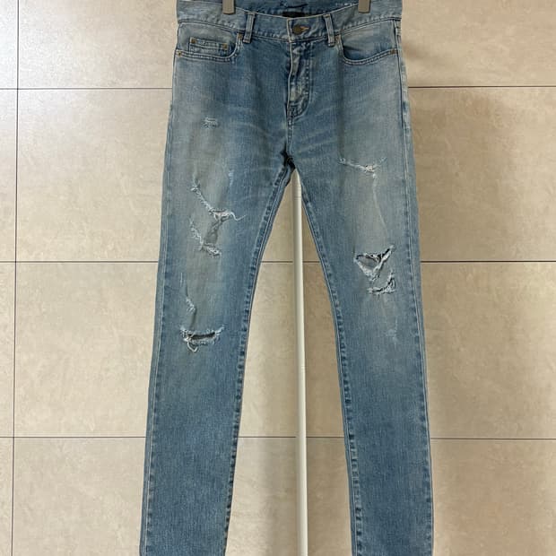 생로랑 16시즌 디스진