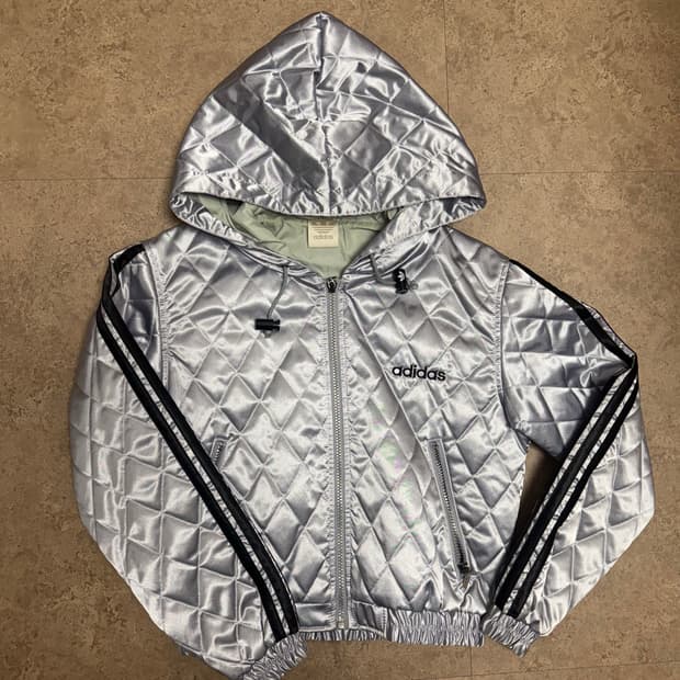 아디다스 빈티지 실버 점퍼