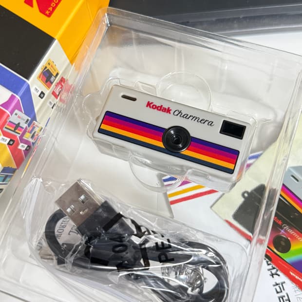 한국 공홈) 코닥 차메라 + 충전케이블 새상품 그레이 회색