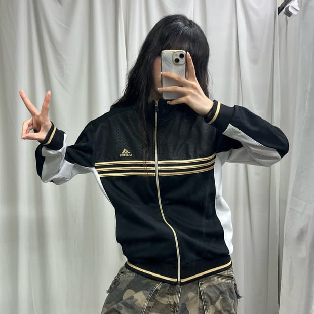 Adidas black jerseyㅣ