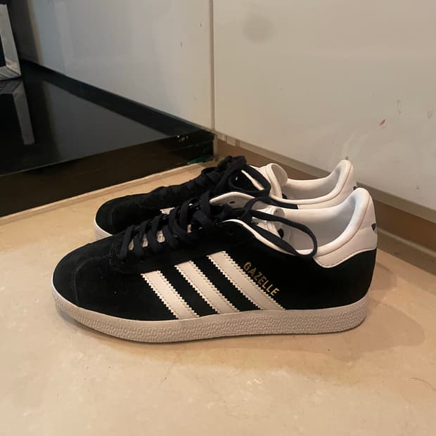 아디다스 가젤 블랙 220