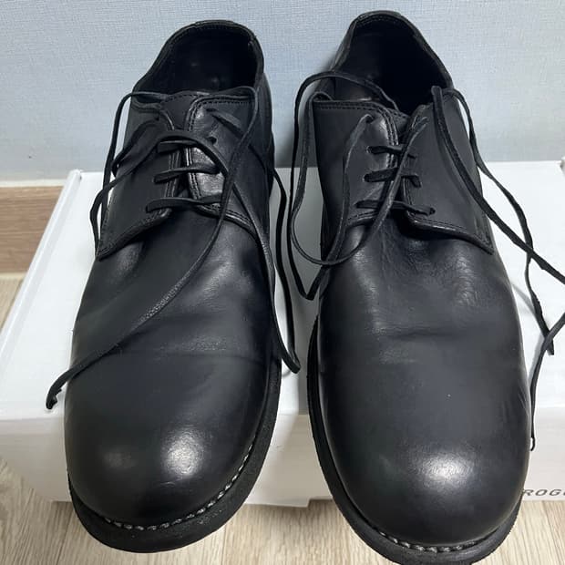 구이디 992X 홀스 풀 그레인 레더 더비 블랙 42.5