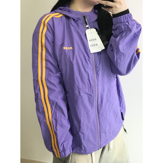 널디 트레이닝 바람막이 자켓 새상품 택달림