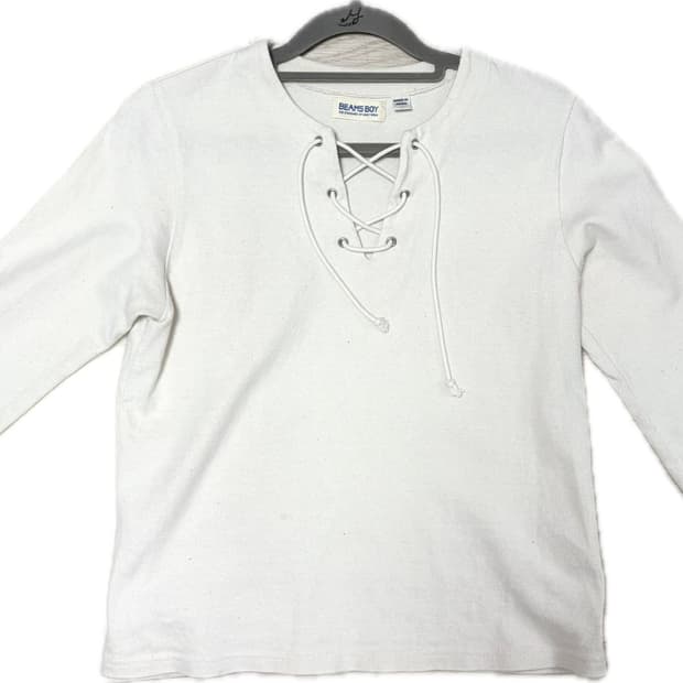 빔즈보이 넥 포인트 티