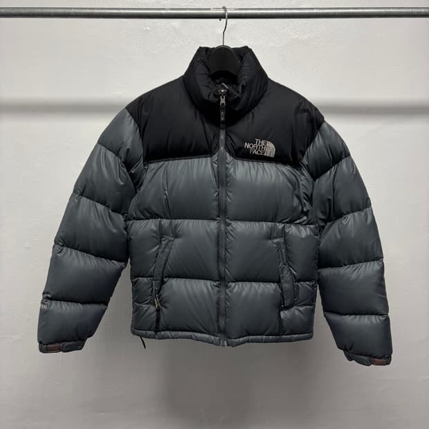 노스페이스 눕시 700 그레이