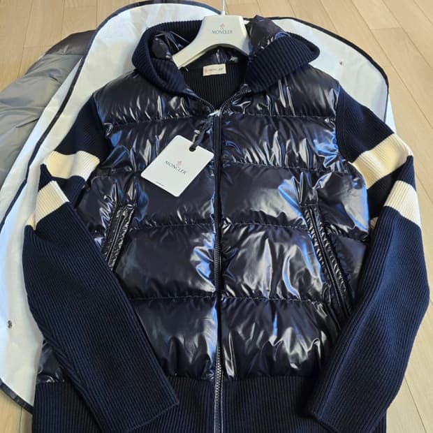 (정품)몽클레어 남성 니트 패딩 자켓 블랙 L