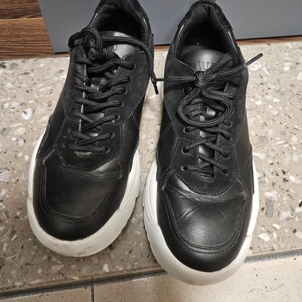 발렌티노 검보이 스니커즈 블랙 270