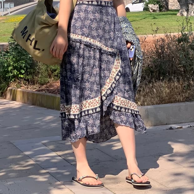 Thursday Island vintage flower skirt