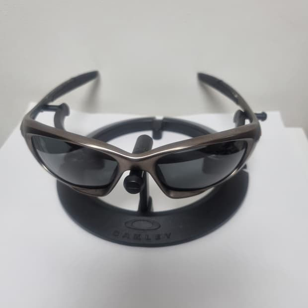 오클리 트웬티 2.0 브론즈 