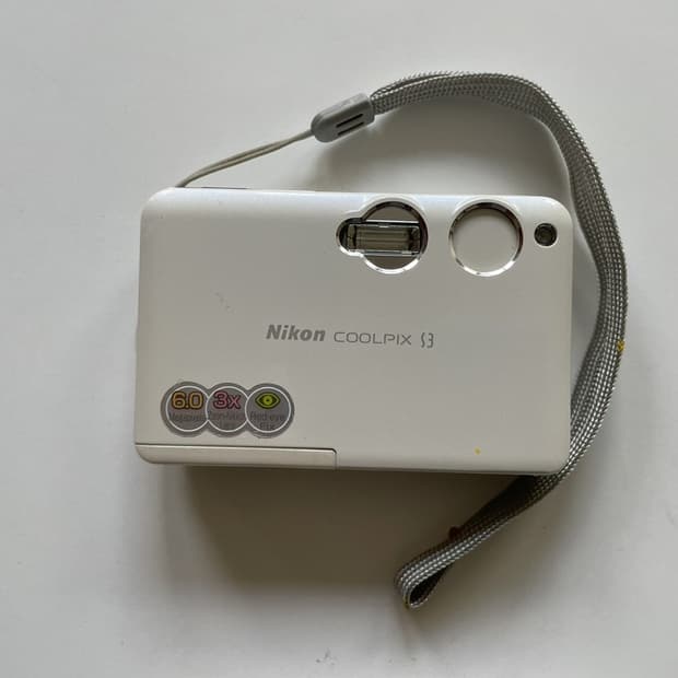 Nikon coolpix S3 노제 디카