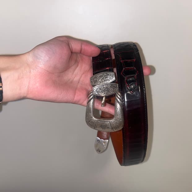 Lucchese Burgundy Belt