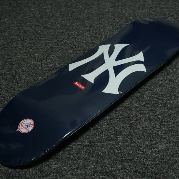 (OS) 슈프림 15SS 뉴욕양키즈 스케이트보드 데크 네이비