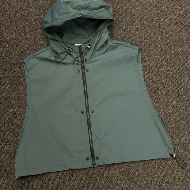 OS)From Scratch 빈티지 나일론 후드 베스트