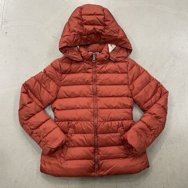 버버리 키즈 오렌지 패딩 12Y