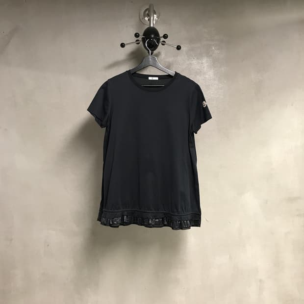 몽클레어 프릴 반팔 티셔츠 L(W)