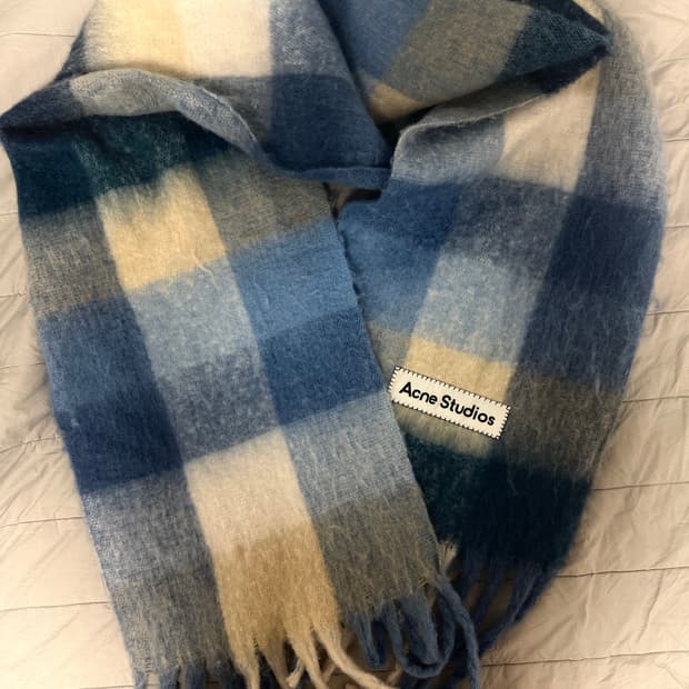 Acne studios 머플러