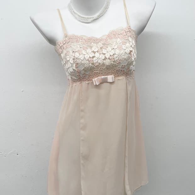 피치 시어 레이스 슬립