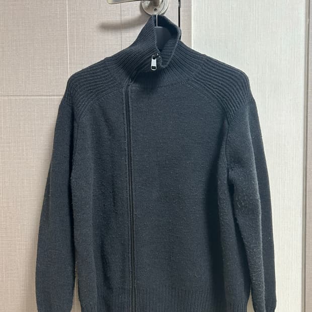 자라 지퍼 스트럭처 가디건