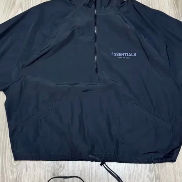 에센셜 피어오브갓 바람막이 M