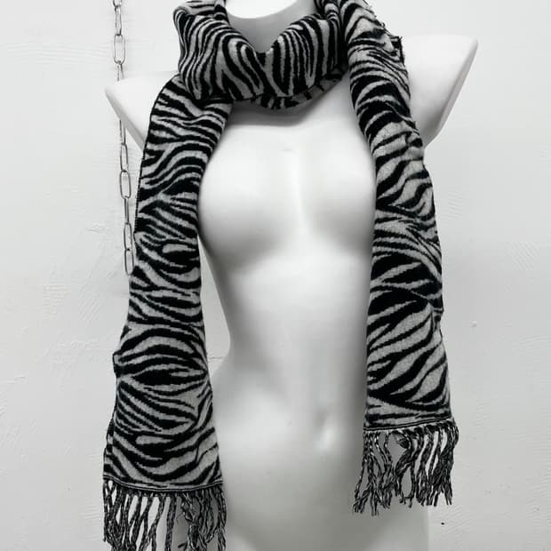 펑크 지브라 수술 머플러