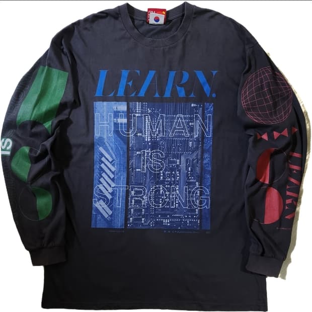 엑스트라오디너리 그래픽 롱슬리브