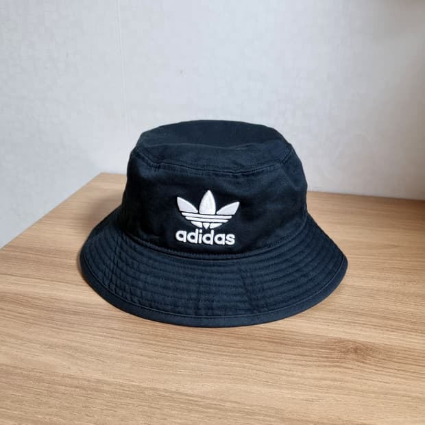아디다스 벙거지 버킷햇