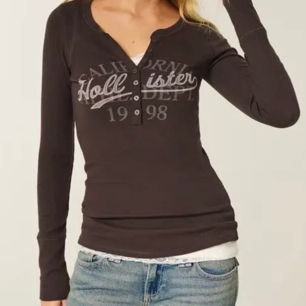 Hollister - Long Sleeve Henley