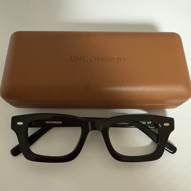 언커먼아이웨어 벅 buck 홍태준안경 새상품