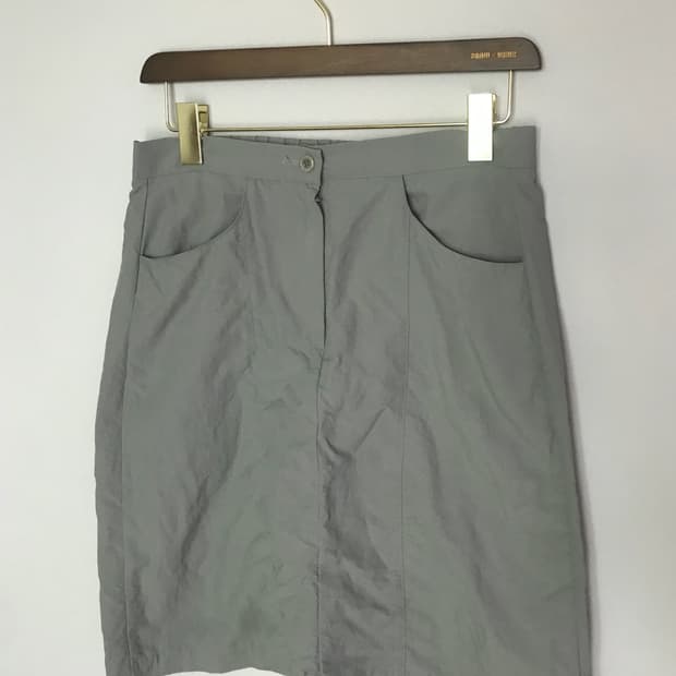 빈티지 그레이카키 나일론 미디 스커트