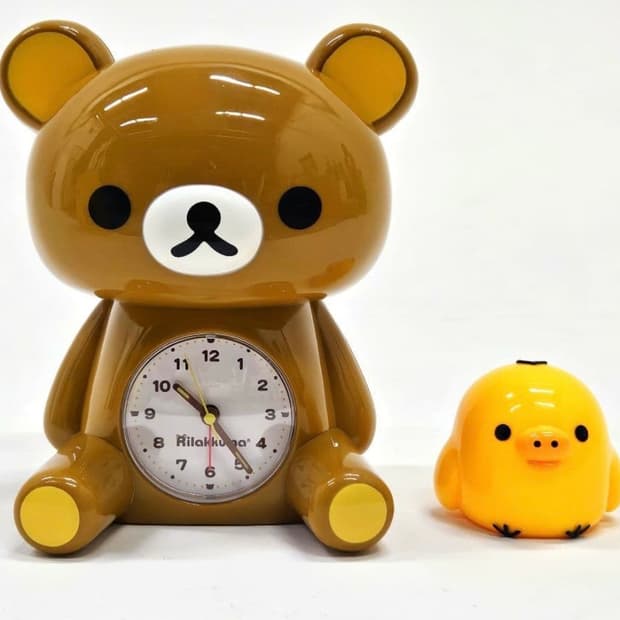 리락쿠마 저금통 시계