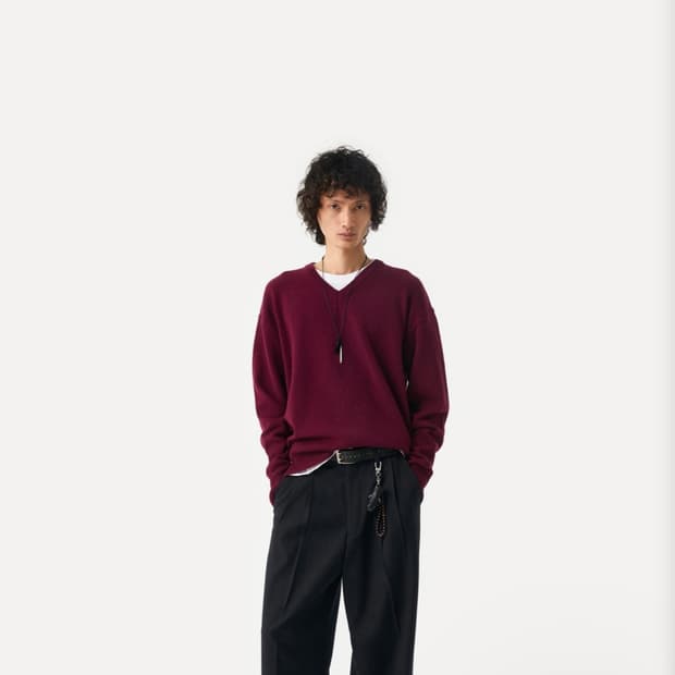 라벨 아카이브 브이넥 니트