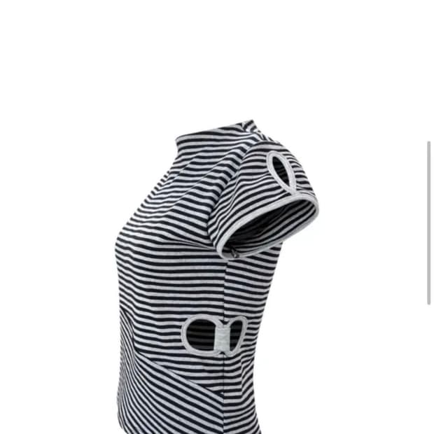 체메씨 ARC STRIPE TOP (BLACK)